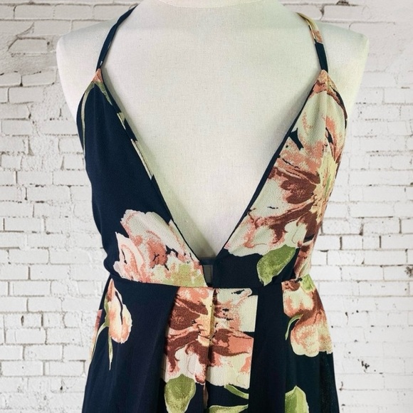 Black Floral Maxi Dress Large - Picture 3 of 9